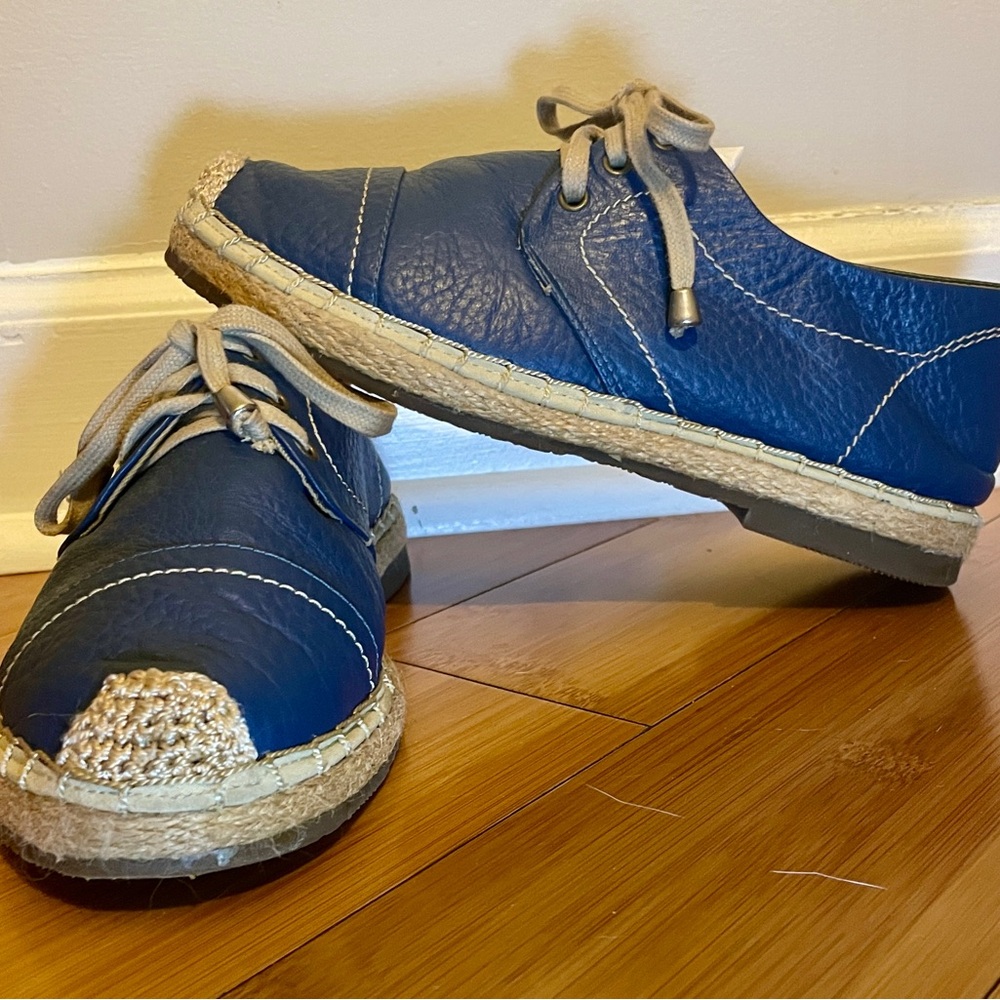 Leather casual shoe